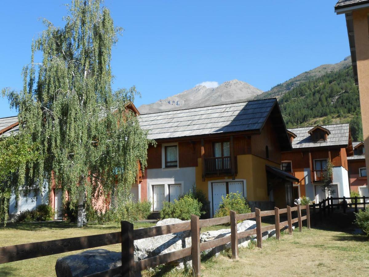 Les Chalets Du Jardin Alpin La Salle-les-Alpes Eksteriør billede